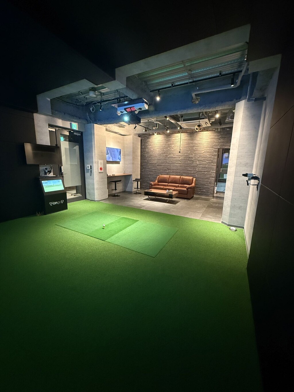 AMAZING GOLF
